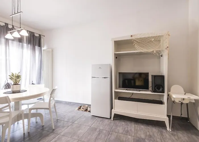 Leone Διαμέρισμα *