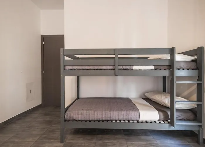 Leone Διαμέρισμα *